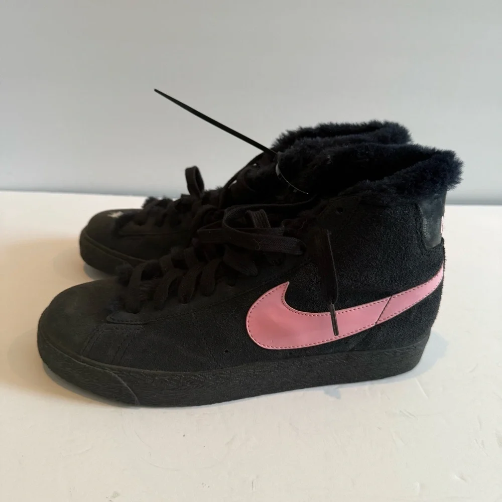 Nike Black and Pink High-Top Sneakers Girls Size 6Y